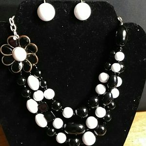 SOLD....Vintage beaded necklace & earrings